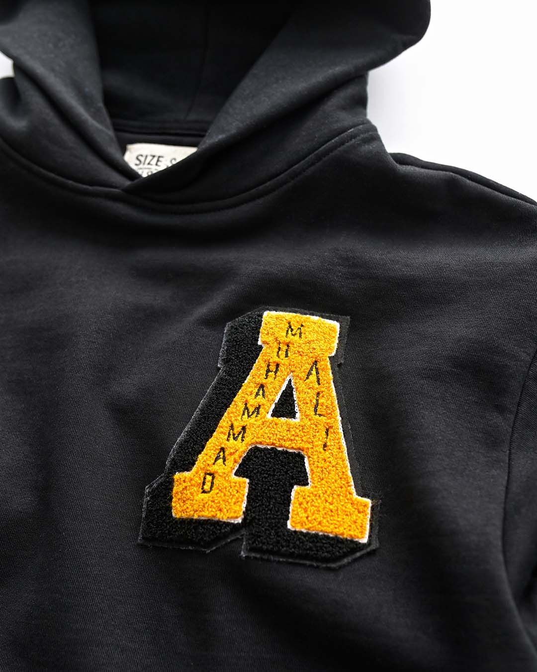 Ali Thrilla In Manila Black Heavyweight PO Hoody - Image 3