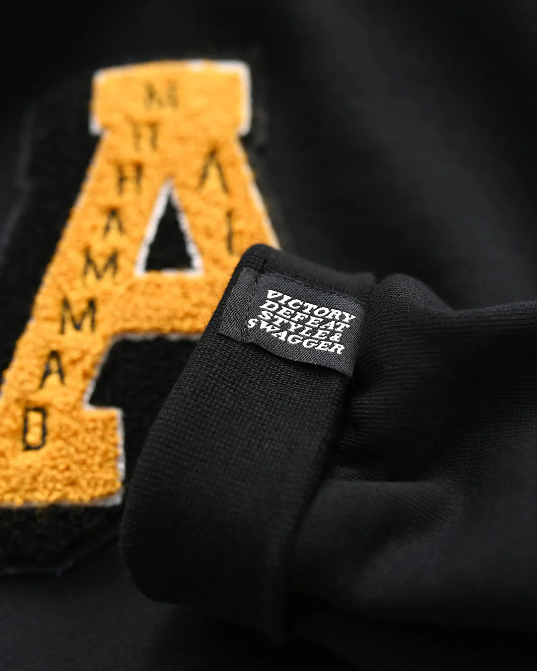 Ali Thrilla In Manila Black Heavyweight PO Hoody - Image 5