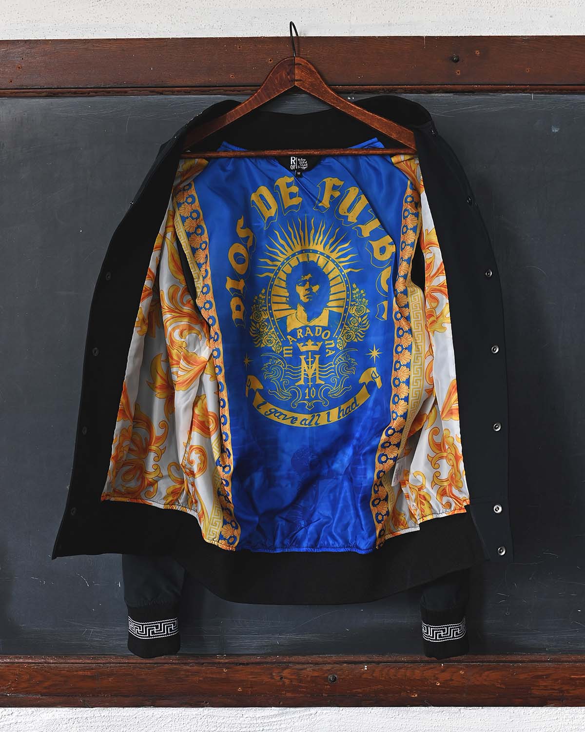 Maradona Dios De Futbol Stadium Jacket - Image 3