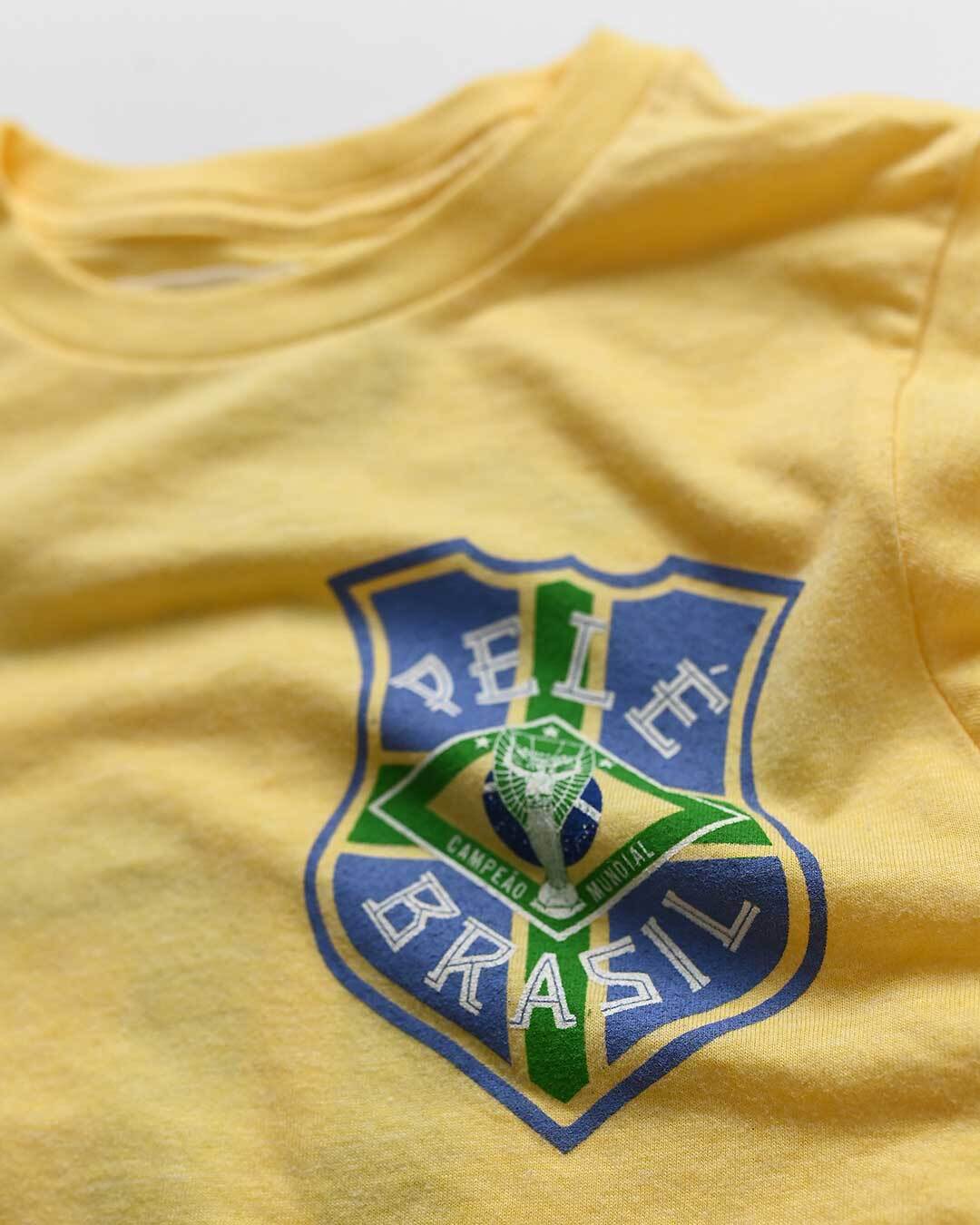 Pelé #10 Brasil Gold Kid's Tee - Image 3